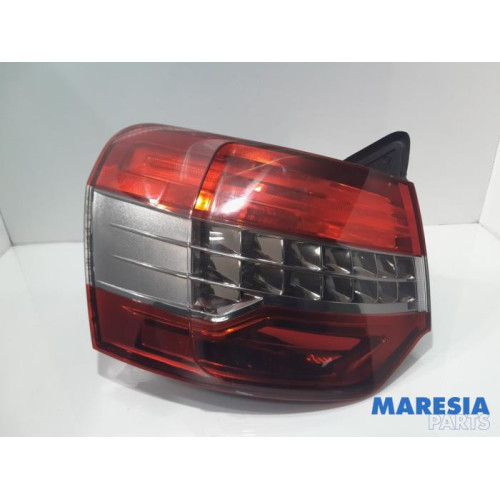 Citroen - C5 - Taillight, left