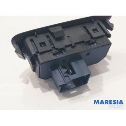 Citroen - C5 - PDC switch