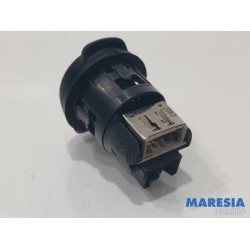 Citroen - DS3 - AUX/USB aansluiting