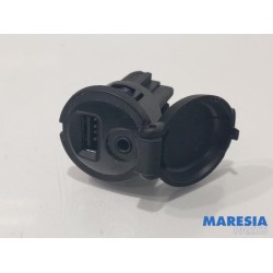 Citroen - DS3 - AUX/USB aansluiting