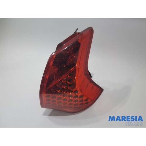 Peugeot - 3008 - Taillight, right