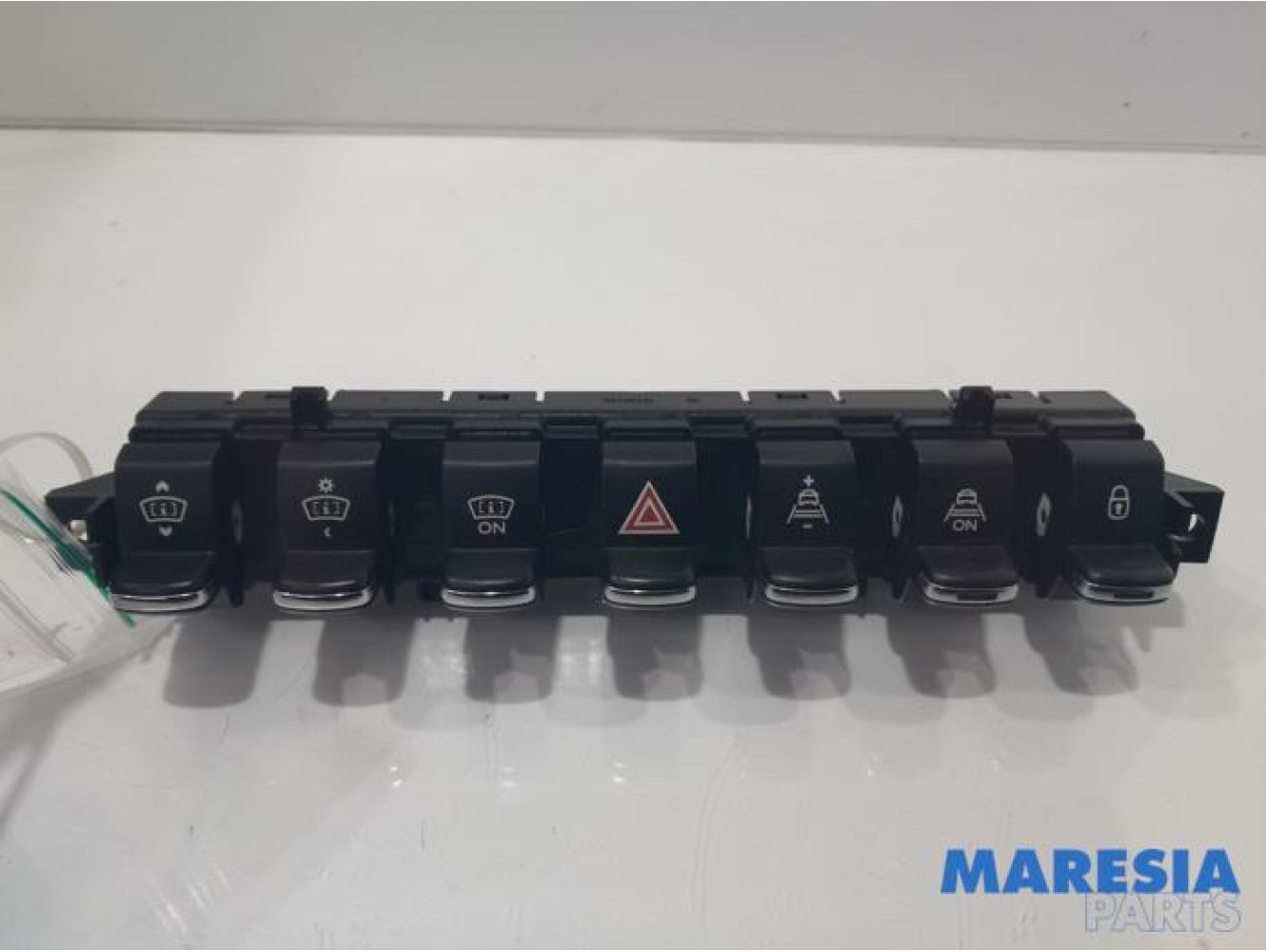 Peugeot - 3008 - Panic lighting switch