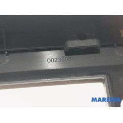 Renault - Master - Radio omlijsting