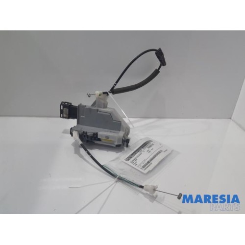 Peugeot - 3008 - Rear door lock mechanism 4-door, left