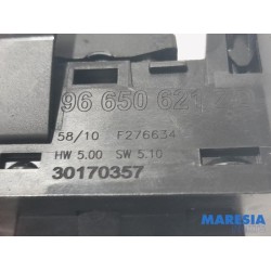 Peugeot - 3008 - Multi-functional window switch