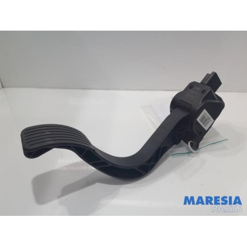 Peugeot - 3008 - Accelerator pedal