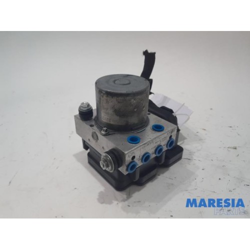 Renault - Master - ABS pump