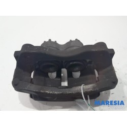 Renault - Master - Front brake calliper, right