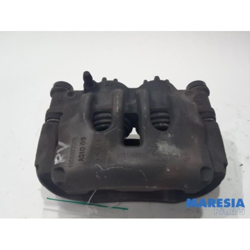Renault - Master - Front brake calliper, right