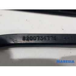 Renault - Master - Front wiper arm