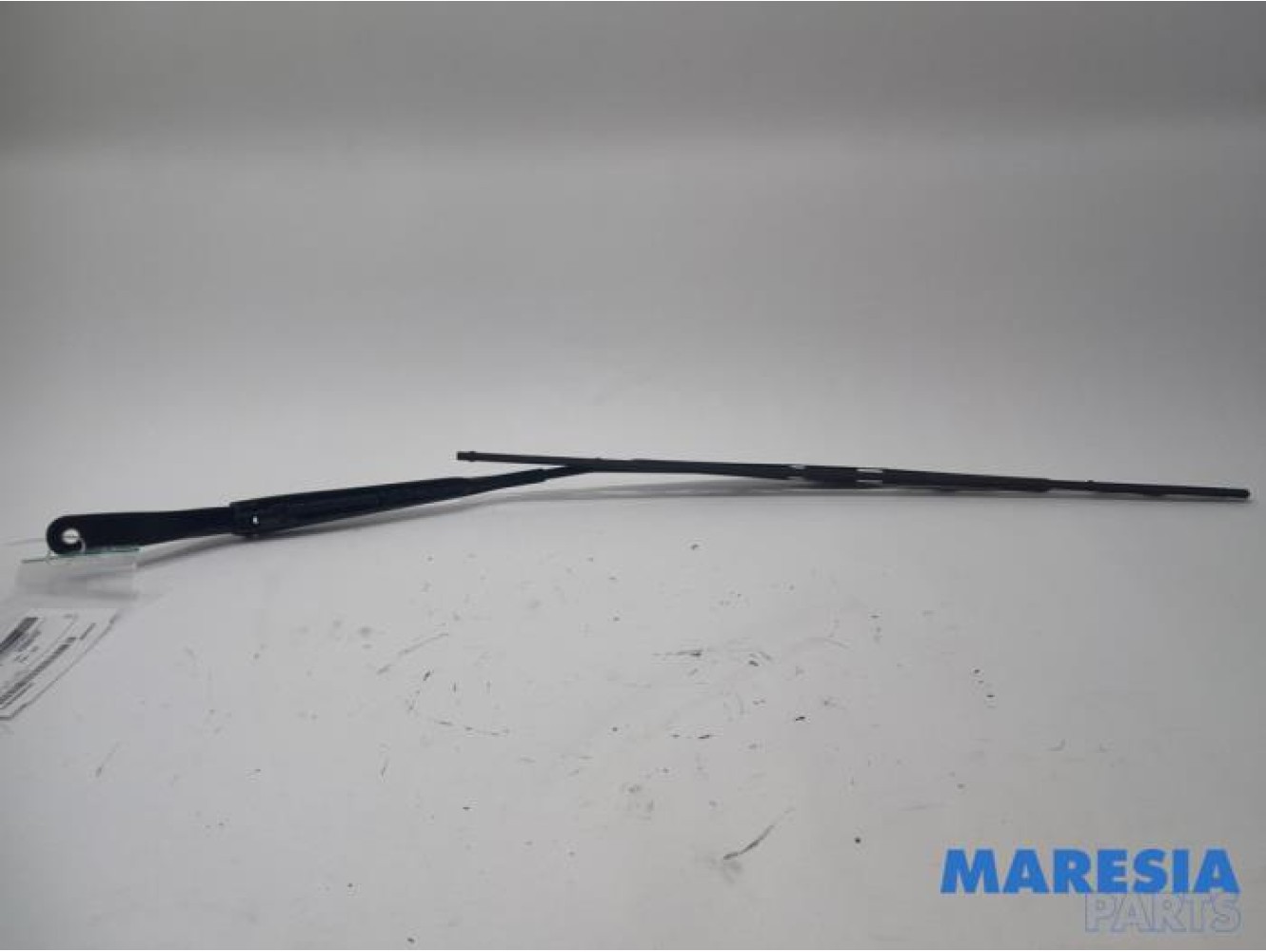 Renault - Master - Front wiper arm