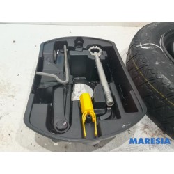Peugeot - 308 - Krikset + reservewiel