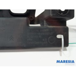 Citroen - C3 - Rear bumper bracket central