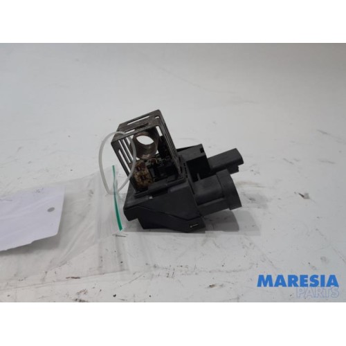 Citroen - C3 - Cooling fan resistor