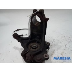 Citroen - C3 - Fusee links-voor