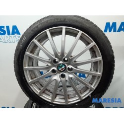 Alfa Romeo - 159 - Sportvelgenset + banden