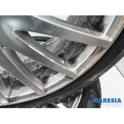 Alfa Romeo - 159 - Sportvelgenset + banden