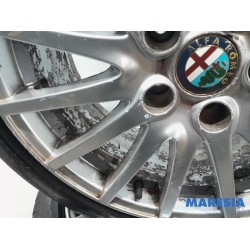 Alfa Romeo - 159 - Sportvelgenset + banden