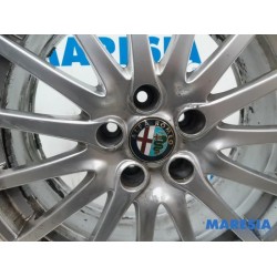 Alfa Romeo - 159 - Sportvelgenset + banden
