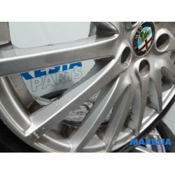 Alfa Romeo - 159 - Sportvelgenset + banden