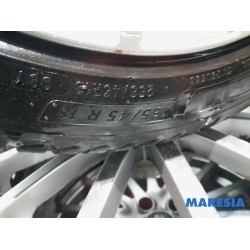 Alfa Romeo - 159 - Sportvelgenset + banden