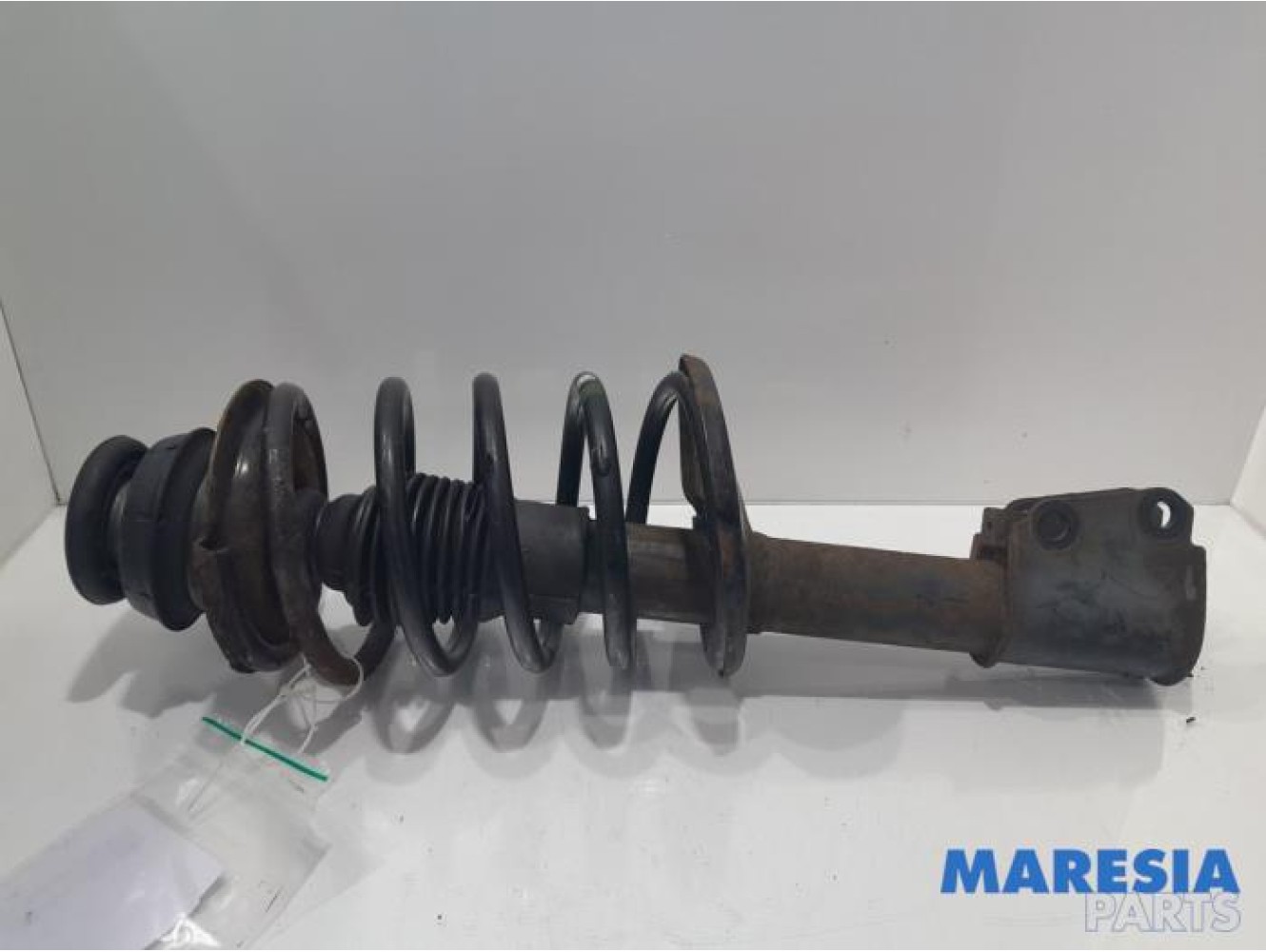 Renault - Twingo - Front shock absorber rod, right