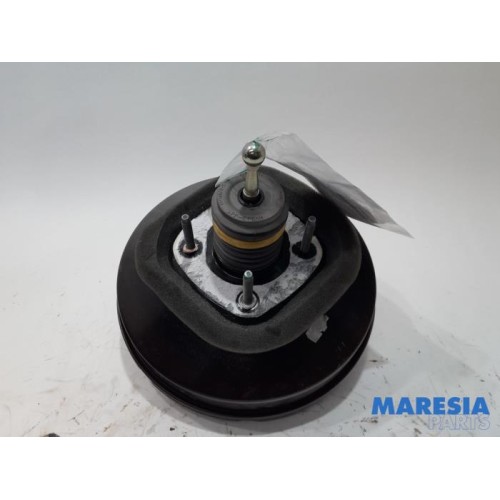 Peugeot - 208 - Brake servo