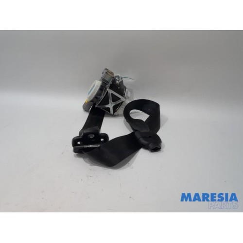 Ford - KA - Front seatbelt, left