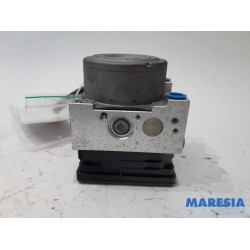Peugeot - 208 - ABS pump