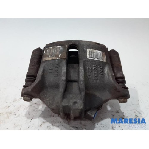 Peugeot - 208 - Front brake calliper, right