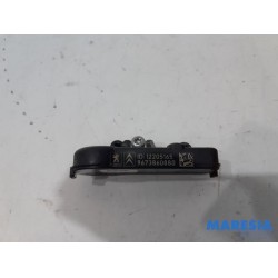 Peugeot - 508 - Tyre pressure sensor
