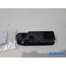 Peugeot - 508 - Multi-functional window switch