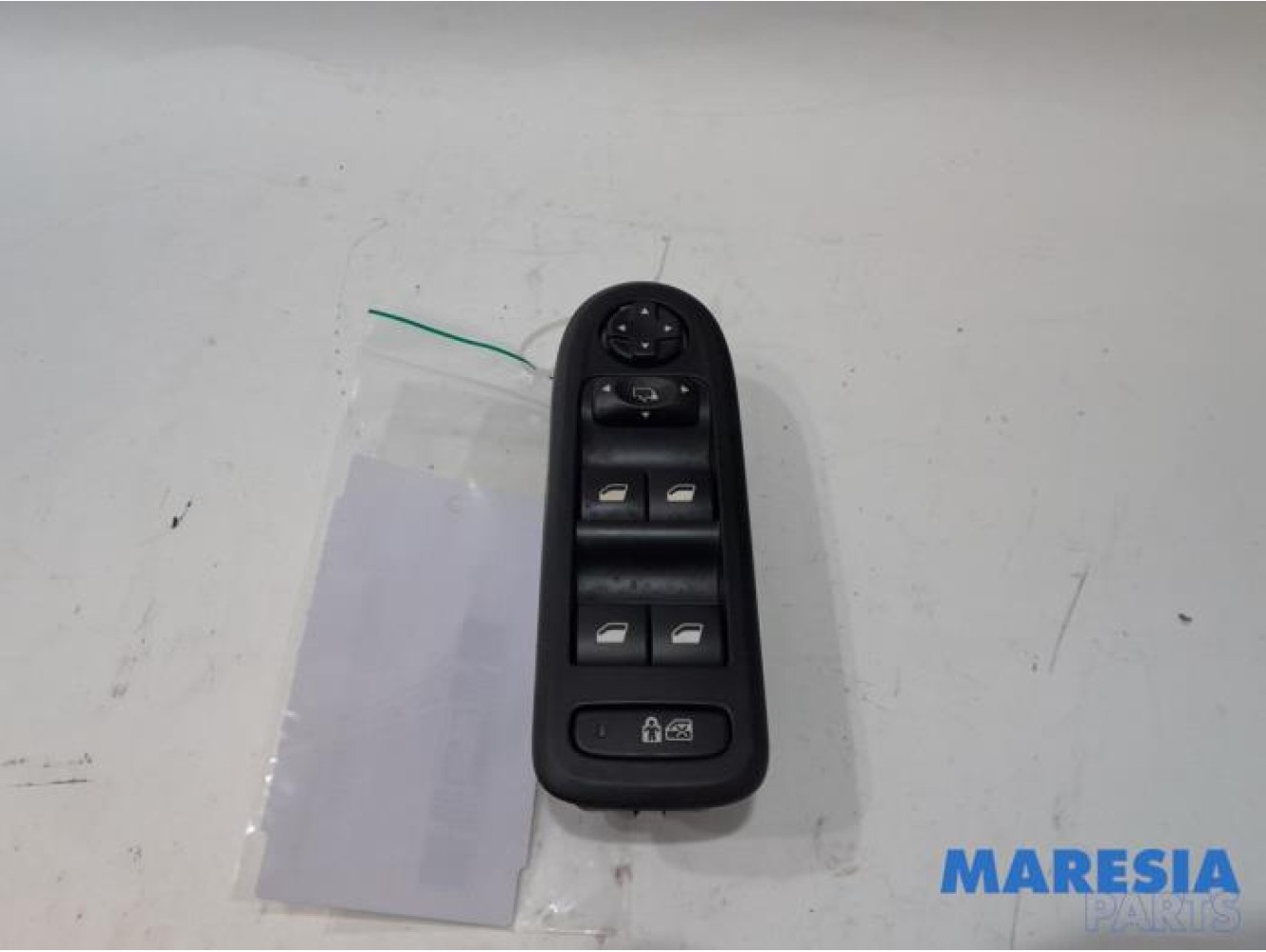 Peugeot - 508 - Multi-functional window switch