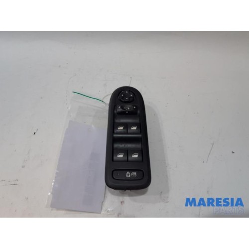 Peugeot - 508 - Multi-functional window switch