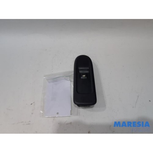 Peugeot - 508 - Electric window switch