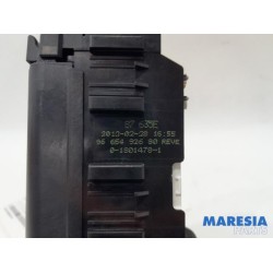 Peugeot - 508 - Fuse box