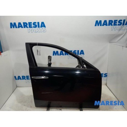 Alfa Romeo - 159 - Front door 4-door, right