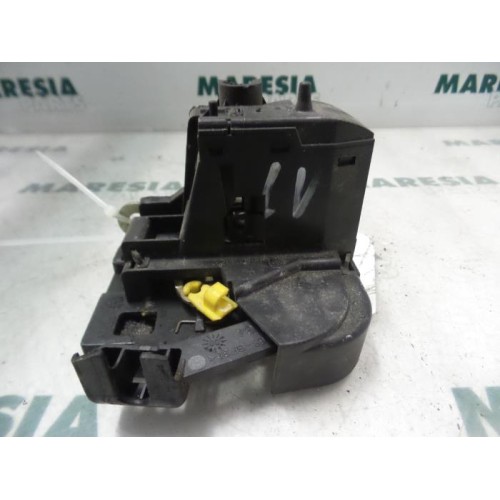 Renault - Megane - Door lock mechanism 2-door, left