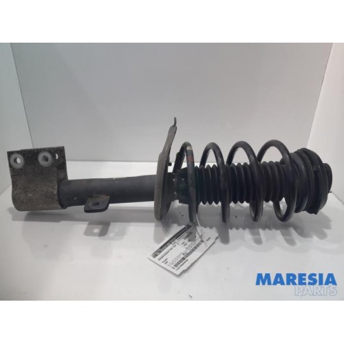 Peugeot - 3008 - Front shock absorber rod, left