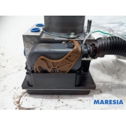 Peugeot - 3008 - ABS Pumpe