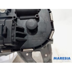 Peugeot - 3008 - Front wiper motor