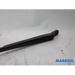Peugeot - 3008 - Front wiper arm