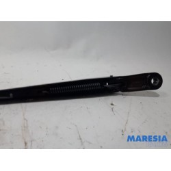 Peugeot - 3008 - Front wiper arm