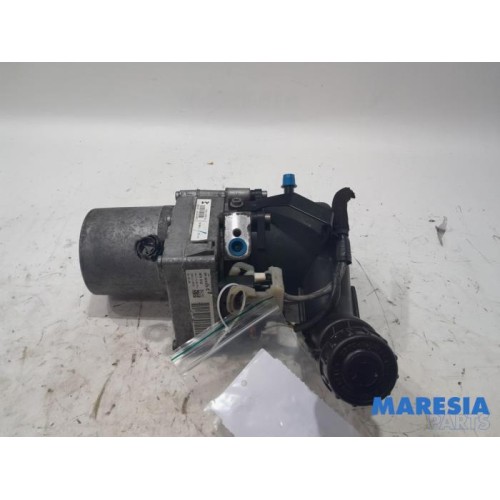 Peugeot - 508 - Power steering pump
