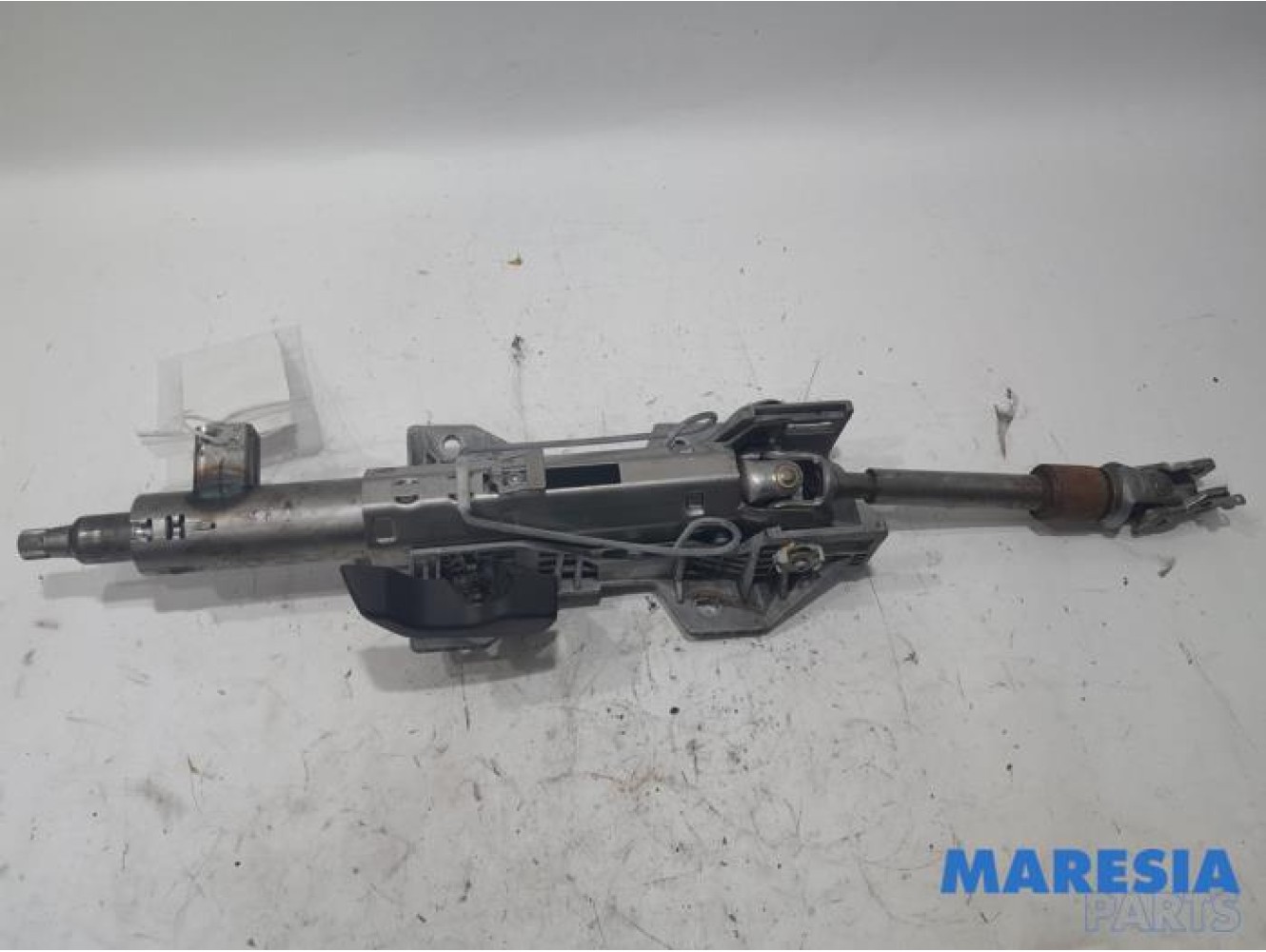 Peugeot - 508 - Steering column housing