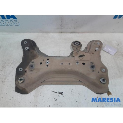Renault - Trafic - Subframe