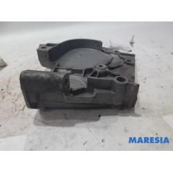 Renault - Megane Scenic - Couvercle de distribution
