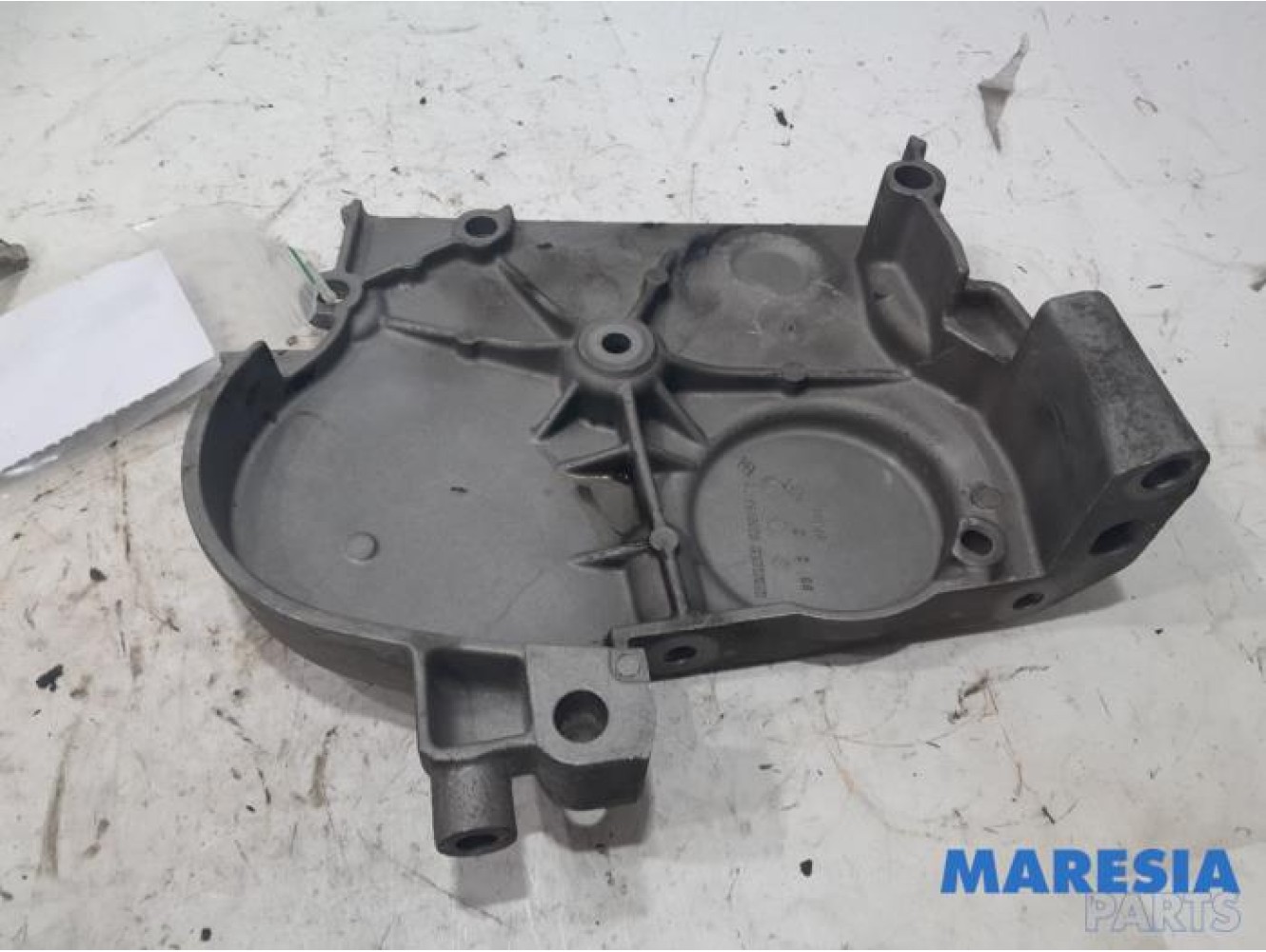 Renault - Megane Scenic - Couvercle de distribution