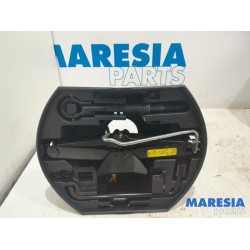 Citroen - C4 Cactus - Krikset + reservewiel