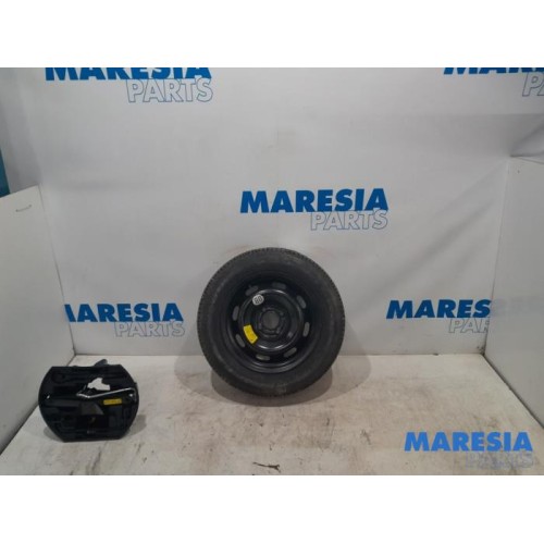 Citroen - C4 Cactus - Krikset + reservewiel